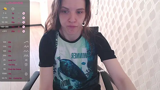 Snapshot of LisaHeart chatting on January 14, 2025, 5:40 am LisaHeart online show from January 14, 2025, 5:40 am