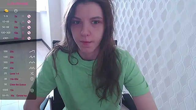 Snapshot of LisaHeart chatting on January 25, 2025, 11:13 am LisaHeart online show from January 25, 2025, 11:13 am