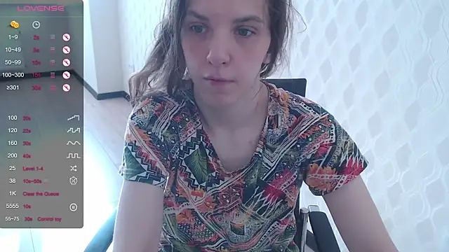 Snapshot of LisaHeart chatting on February 20, 2025, 11:31 am LisaHeart online show from February 20, 2025, 11:31 am