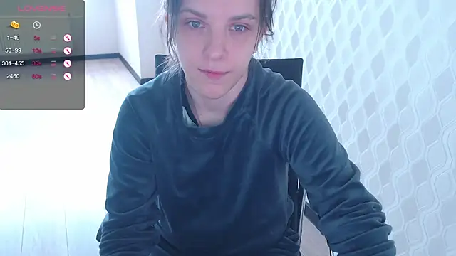 Snapshot of LisaHeart chatting on October 24, 2025, 10:44 am LisaHeart online show from October 24, 2025, 10:44 am