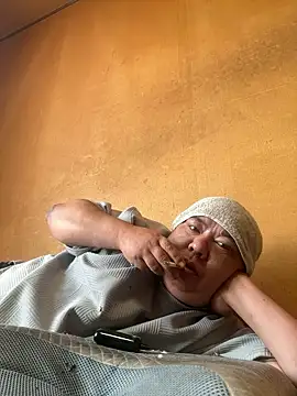 Snapshot of punk0805 chatting on September 10, 2025, 12:10 am punk0805 online show from September 10, 2025, 12:10 am