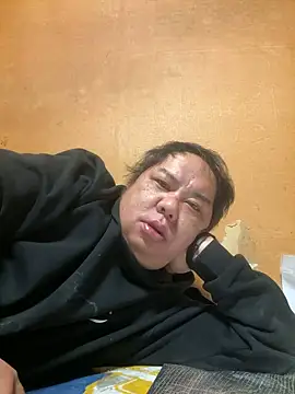 Snapshot of punk0805 chatting on March 12, 2026, 12:00 pm punk0805 online show from March 12, 2026, 12:00 pm