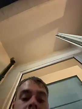 Snapshot of skyandbigdick chatting on June 20, 2026, 10:23 pm skyandbigdick online show from June 20, 2026, 10:23 pm