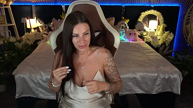 Snapshot of IsabellaFoxyy chatting on June 12, 2026, 12:48 pm IsabellaFoxyy online show from June 12, 2026, 12:48 pm