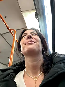 eveangelll online show from November 13, 2025, 5:17 am