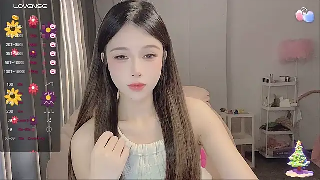 Snapshot of 7-Love chatting on December 9, 2024, 12:19 pm 7-Love online show from December 9, 2024, 12:19 pm