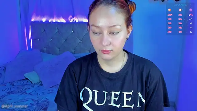 Snapshot of April_sommer1 chatting on November 18, 2025, 8:08 am April sommer1 online show from November 18, 2025, 8:08 am