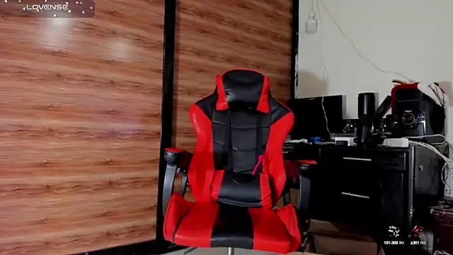 Snapshot of AlejoKhalifa_ chatting on September 21, 2025, 9:55 am AlejoKhalifa online show from September 21, 2025, 9:55 am