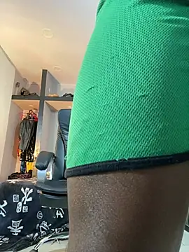 AlejoKhalifa  online show from July 1, 2026, 11:34 am