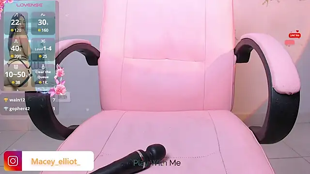 macey elliot  online show from March 11, 2025, 1:59 am