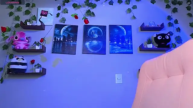 macey elliot  online show from March 22, 2025, 3:20 pm