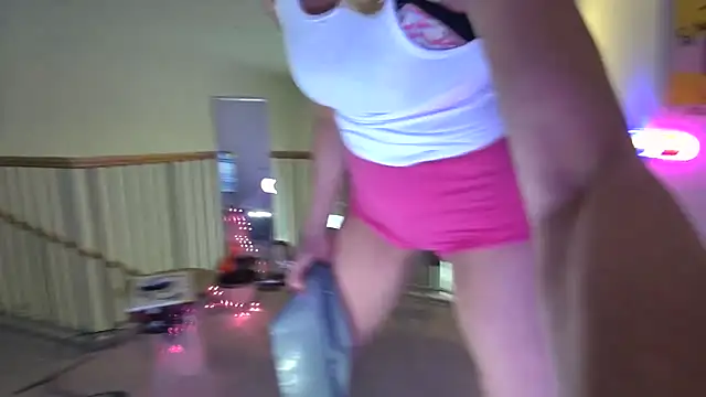 Glamazonx online show from January 30, 2025, 9:47 pm