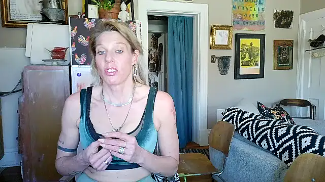 Glamazonx online show from March 17, 2026, 6:55 pm