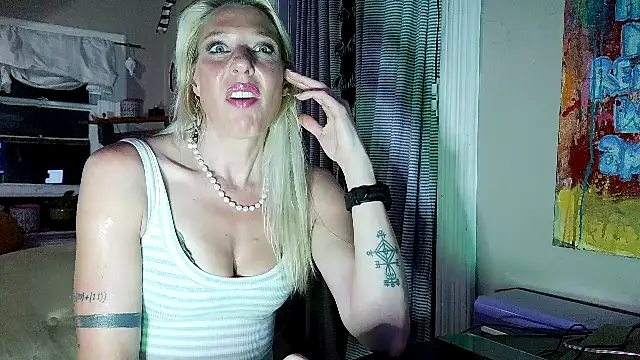 Glamazonx online show from June 4, 2026, 3:12 am