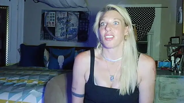 Glamazonx online show from July 12, 2026, 3:52 am