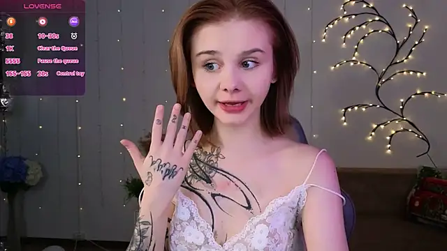 Snapshot of Britney_Lynch chatting on January 10, 2025, 8:37 pm Britney Lynch online show from January 10, 2025, 8:37 pm