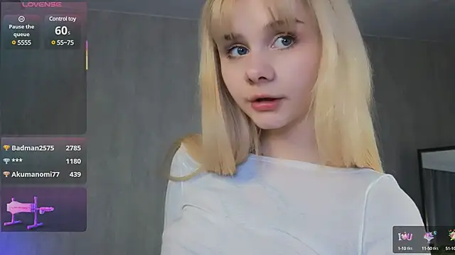 Snapshot of Britney_Lynch chatting on March 20, 2025, 1:57 am Britney Lynch online show from March 20, 2025, 1:57 am