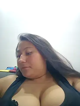Snapshot of Celeem_ chatting on June 27, 2026, 4:50 am Celeem online show from June 27, 2026, 4:50 am