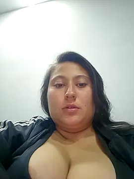Snapshot of Celeem_ chatting on July 22, 2026, 3:53 am Celeem online show from July 22, 2026, 3:53 am