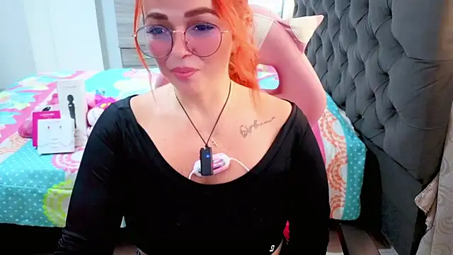 Alexatexa2929 online show from July 8, 2026, 8:13 pm
