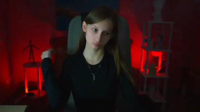 EllaHorton online show from January 30, 2025, 12:48 pm