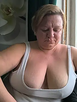 Snapshot of jusichka chatting on July 16, 2026, 5:08 pm jusichka online show from July 16, 2026, 5:08 pm