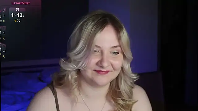 Snapshot of sensual_girrrl chatting on April 14, 2026, 11:55 pm sensual girrrl online show from April 14, 2026, 11:55 pm