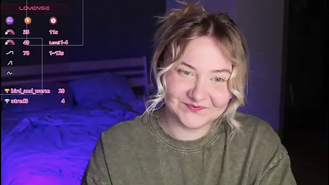 Snapshot of sensual_girrrl chatting on May 26, 2026, 11:45 pm sensual girrrl online show from May 26, 2026, 11:45 pm