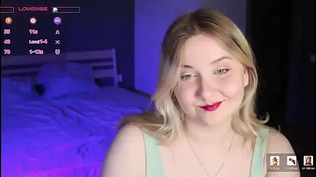 Snapshot of sensual_girrrl chatting on June 22, 2026, 12:02 am sensual girrrl online show from June 22, 2026, 12:02 am
