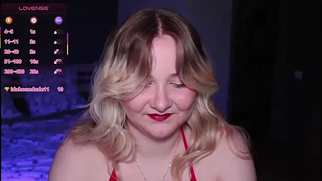 Snapshot of sensual_girrrl chatting on July 22, 2026, 12:02 am sensual girrrl online show from July 22, 2026, 12:02 am