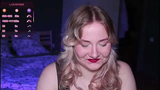 Snapshot of sensual_girrrl chatting on July 27, 2026, 11:23 pm sensual girrrl online show from July 27, 2026, 11:23 pm