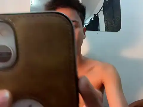 Snapshot of Asiantwink21 chatting on September 14, 2025, 5:50 am Asiantwink21 online show from September 14, 2025, 5:50 am