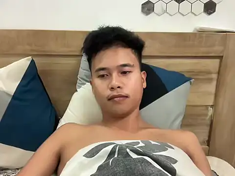 Snapshot of Asiantwink21 chatting on September 25, 2025, 2:54 pm Asiantwink21 online show from September 25, 2025, 2:54 pm