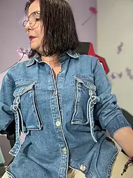 Snapshot of PaulinaSanders_X chatting on December 15, 2024, 2:48 pm PaulinaSanders X online show from December 15, 2024, 2:48 pm