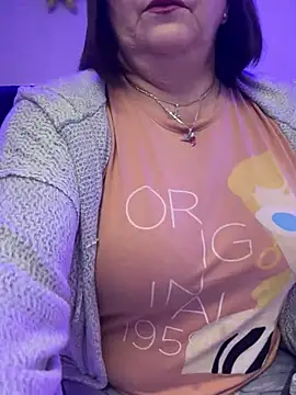 Snapshot of PaulinaSanders_X chatting on January 4, 2025, 2:46 pm PaulinaSanders X online show from January 4, 2025, 2:46 pm