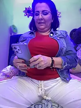 Snapshot of PaulinaSanders_X chatting on January 12, 2025, 9:19 pm PaulinaSanders X online show from January 12, 2025, 9:19 pm