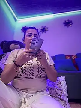 Snapshot of PaulinaSanders_X chatting on January 21, 2025, 7:17 pm PaulinaSanders X online show from January 21, 2025, 7:17 pm