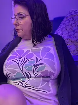 Snapshot of PaulinaSanders_X chatting on February 6, 2025, 10:53 pm PaulinaSanders X online show from February 6, 2025, 10:53 pm