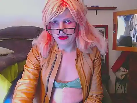 Snapshot of LorenJade chatting on May 9, 2026, 6:51 am LorenJade online show from May 9, 2026, 6:51 am