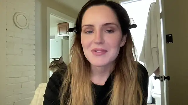 Snapshot of sexylilly69 chatting on June 18, 2026, 2:56 am sexylilly69 online show from June 18, 2026, 2:56 am