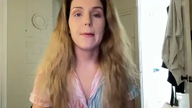 Snapshot of sexylilly69 chatting on July 3, 2026, 1:56 am sexylilly69 online show from July 3, 2026, 1:56 am