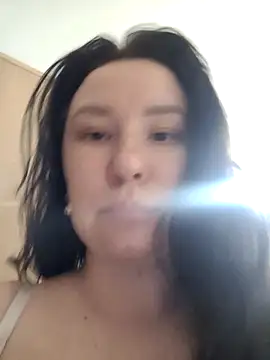 Snapshot of AlexaLexie chatting on May 12, 2026, 7:05 am AlexaLexie online show from May 12, 2026, 7:05 am