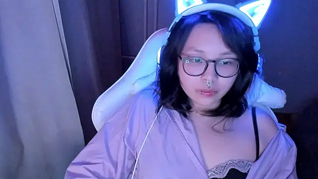 maydaykimmy online show from May 2, 2026, 8:47 pm