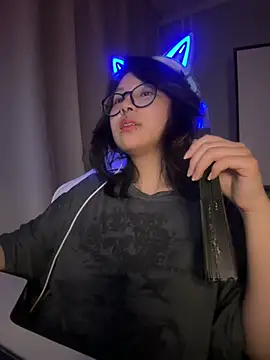 maydaykimmy online show from July 26, 2026, 9:11 pm