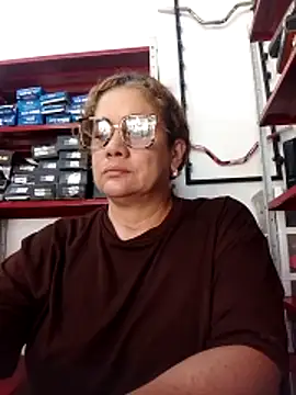 sophiahunt286 online show from February 9, 2026, 3:05 pm