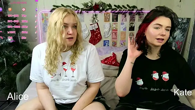 Snapshot of ss-katekisa-ss chatting on December 31, 2024, 1:26 am ss-katekisa-ss online show from December 31, 2024, 1:26 am