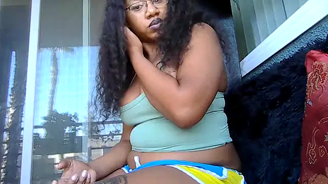 goddessdaisysky online show from June 12, 2026, 3:33 pm