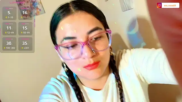 Snapshot of eva_rosse69 chatting on November 7, 2025, 12:05 pm eva rosse69 online show from November 7, 2025, 12:05 pm