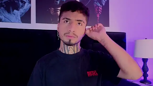 JuanCamiilo 66 online show from February 21, 2026, 11:39 pm