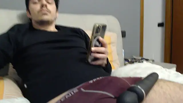 Rey chard96 online show from April 12, 2026, 10:37 pm